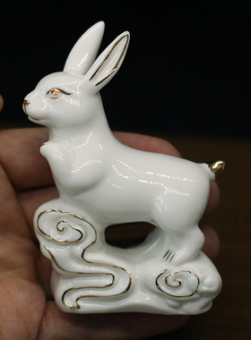 白色陶瓷12属相猪兔羊三合摆件亥卯未三合贵人家用办公室风水用品