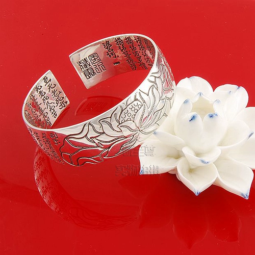 Серебряный браслет ручной работы