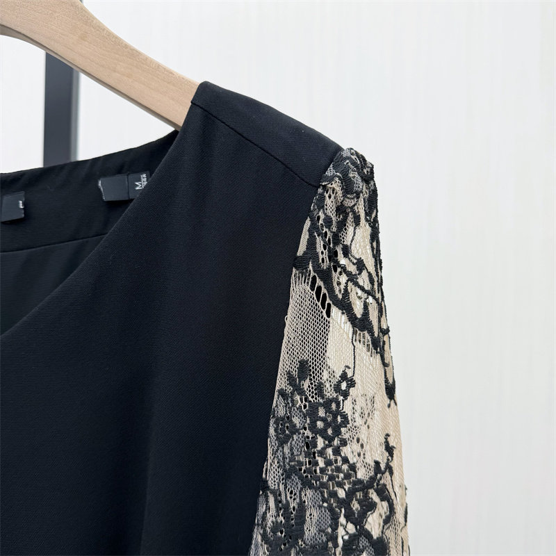 韩●2026春季新品 气质v领连衣裙女蕾丝拼接收腰修身通勤长裙3105,淘宝优惠券,粉丝福利购,淘宝优惠卷