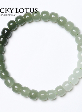 新疆和田玉老型珠青白玉女手链