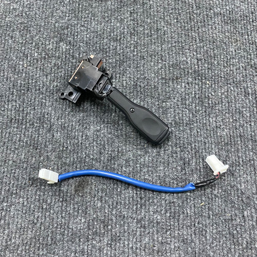 适用于汉兰达凯美瑞锐志卡罗拉逸致CT200h普拉多定速巡航开关现货 - 图2