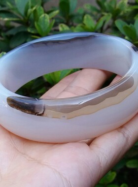 天然加宽加厚个性俏色玛瑙手镯