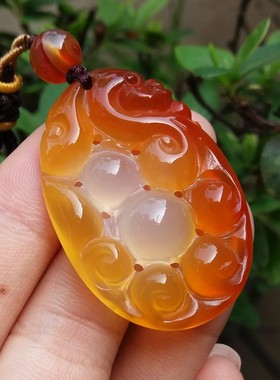 天然无烧红玉髓貔貅吊坠女民族风