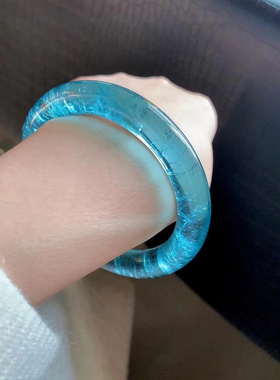 高级圆条型帕拉伊巴蓝碧玺手镯，重56.3g圈口 56.8规格10x11mm