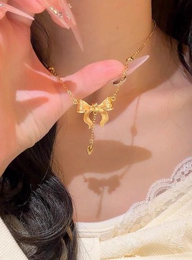 金色蝴蝶结项链女轻奢设计感