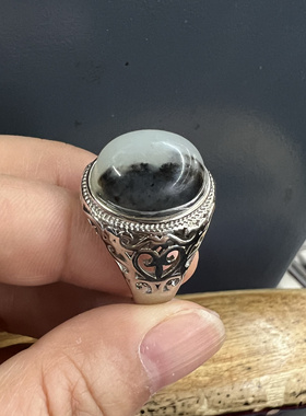 新疆和田玉青花籽料黑白分明戒指肉质细腻一级性价比高扳指纯银