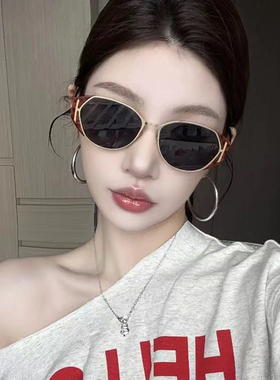 防紫外线方形复古老钱风潮女墨镜