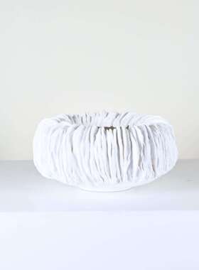 白色立房肌体理纹树脂多瓣摆HQR件装饰书桌面居装饰品玄关售楼家