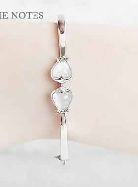 高档银手镯女小S925礼银双鱼座光鱼可爱亲嘴鱼银饰品猫眼面石七夕