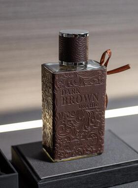 样板房衣帽间衣柜展示摆件意式轻奢男士托盘套装手表香水袖口领带