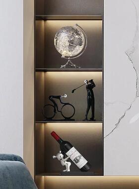 现代简约抽象运动人物装饰品摆件客厅家居书柜电视柜办公室工艺礼