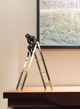 现代简约轻奢金属沉思者人物摆件 新古典客厅电视柜样板房装饰品