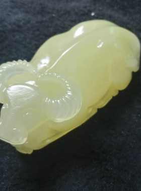 厂家批发阿富汗玉石青牛手把件雕刻男士手玩件手把件寓意牛气冲天