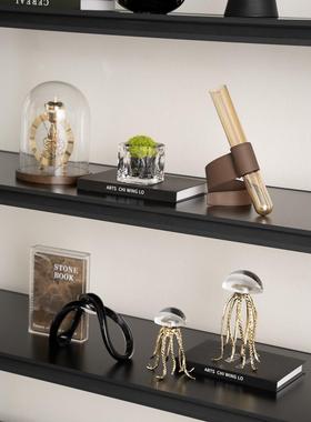 现代无障碍豪华客厅，开放式网格酒柜，电视柜，书柜饰品，高端住