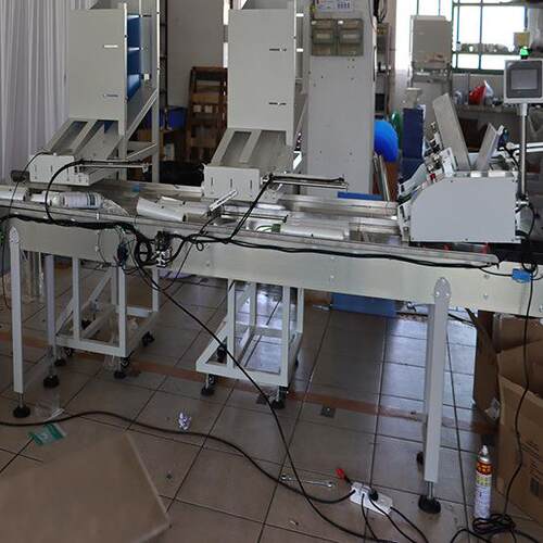 全自动下走膜600枕式包装机自动上料发卡用于饮料液体生产机械 - 图0
