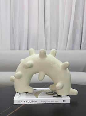 北欧创意多刺波点几何半圆树脂摆件客厅卧室玄关样板房家居装饰品