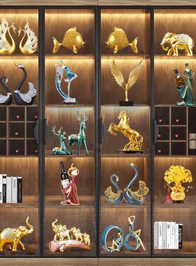 家居客厅电视酒柜红酒架装饰品小摆件办公室桌面玄关招财高档轻奢