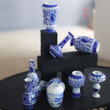 New Jingdezhen ສີຟ້າແລະສີຂາວ porcelain vase ການຈັດດອກໄມ້ rack ວັດເກົ່າ ceramic vase ຂະຫນາດນ້ອຍເຮືອນ hydroponic ເຮືອດອກໄມ້ປະດັບ