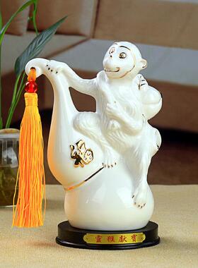 红色陶瓷十二生肖猴摆件，客厅摆件，办公室摆件，瓷器风水运势