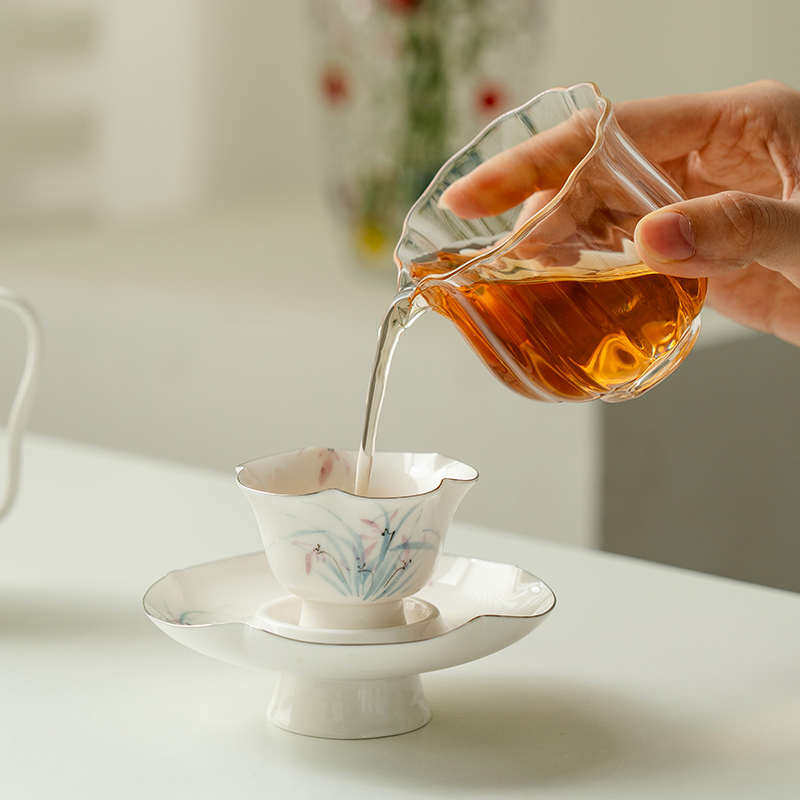 昌朴居描白金纯手绘幽兰荷韵套杯陶瓷单杯功夫茶具品茗茶杯带杯垫,淘宝优惠券,粉丝福利购,淘宝优惠卷