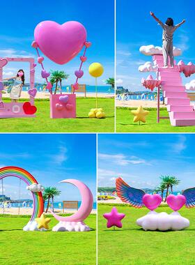 彩虹秋千玻璃钢雕塑公园商业街网红云朵座椅户外景区打卡拍照美陈