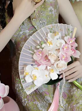 采购产品新中国风订婚宴会，古风婚纱，摄影道具，模拟插花，折扇