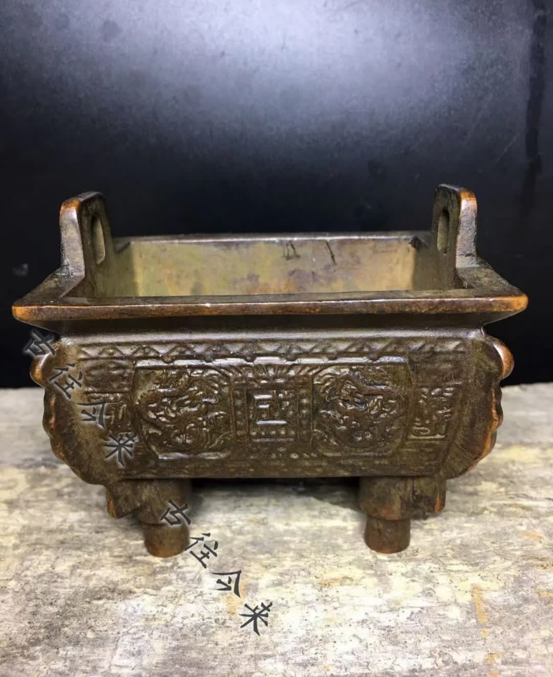 中国 古銅宣徳銅 世古之宝 四方双耳香炉 古玩 C 3368E