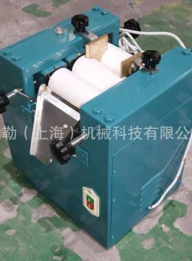 供应小型三辊机实验室三辊机常规型三辊研磨机膏体物料研磨机
