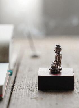 进口黄铜阿弥陀如来佛随身佛像释迦药师佛文殊普贤地藏菩萨摆件