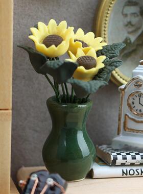 1：12迷你娃娃屋家具花卉摆件花瓶手工树脂向日葵dollhouse模型