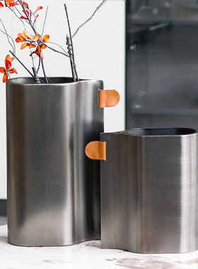 现代简约风单耳花器样板房民宿家居客厅茶几桌面插花摆件装饰品