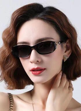 新款小脸小框太阳眼镜女圆脸抗UV偏光眼镜方形狐狸头女士太阳眼镜