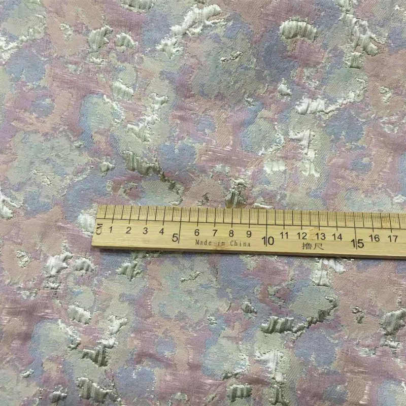 浮雕金银丝提花布立体廓形 粉紫油画风 色织锦提花服装箱包布面料,淘宝优惠券,粉丝福利购,淘宝优惠卷