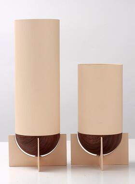 简约现代金属圆筒插花器摆件样板间创意桌面花瓶设计师艺术装饰品
