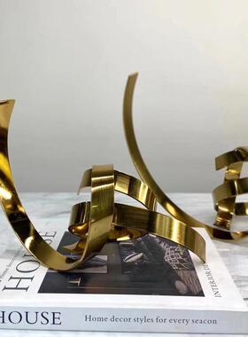 欧式轻奢现代简约手工绕环几何摆件铜色纸镇样板房售楼处软装饰品