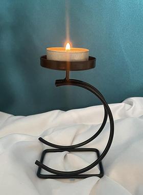 厂家直销简约月亮铁艺烛台餐厅卧室摆件影视婚礼道具浪漫时光装饰