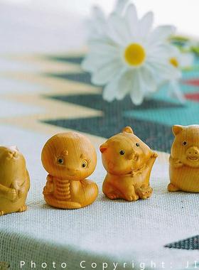 没事做 摆一排十二生肖木雕 崖柏木手把件十二生肖中式可爱摆件