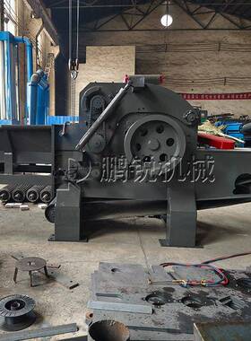 1400型移动式带钉模板自动除铁综合破碎机 木托盘包装箱破碎设备