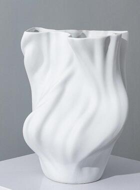 北欧现代简约黑白色陶瓷花器插花摆件客厅玄关台面装饰品花瓶