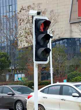 L型交通信号灯杆悬臂八角杆人行横道红绿灯杆道路路口指示警示灯
