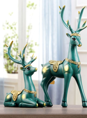 北欧现代轻奢高档家居客厅电视酒柜装饰品摆件玄关树脂工艺品麋鹿