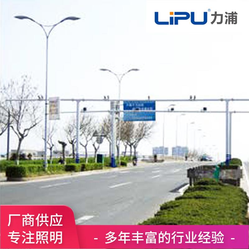 Directly supplied from the manufacturer, traffic signal light poles, sidewalk octagonal monitoring poles, L-frame signal light poles
