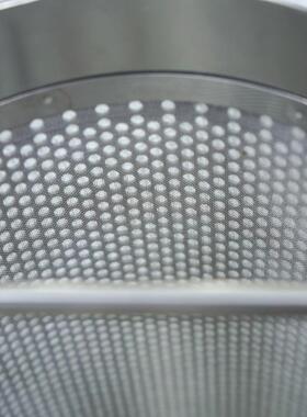 供应不锈钢滤篮袋式过滤器304不锈钢圆孔网滤筒冲孔网袋式过滤器