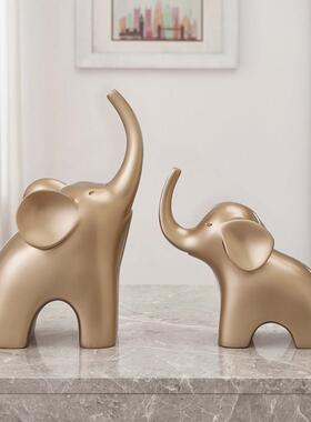 简约现代轻奢客厅酒柜电视柜家居饰品奶油风大象招财摆件一家三口