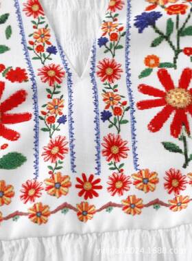 Women's Plus Size Embroidered Floral Blouse V Neck Short