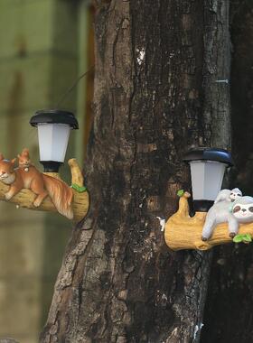 跨境户外太阳能小夜灯花园松鼠树懒挂件仿真动物园艺装饰雕塑饰品