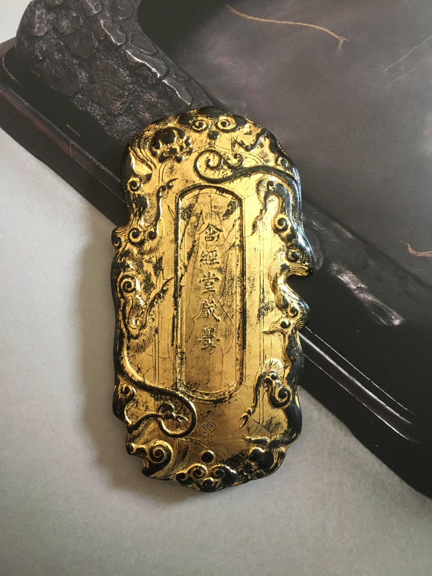 14960円 【再入荷】 墨 朱墨 同治年製 骨董 老胡開文 貢珠 アンティーク 中国 文房四宝 古墨 14960円 【再入荷】 墨 朱墨 同治年製 骨董 老胡開文 貢珠 アンティーク 中国 文房四宝 古墨