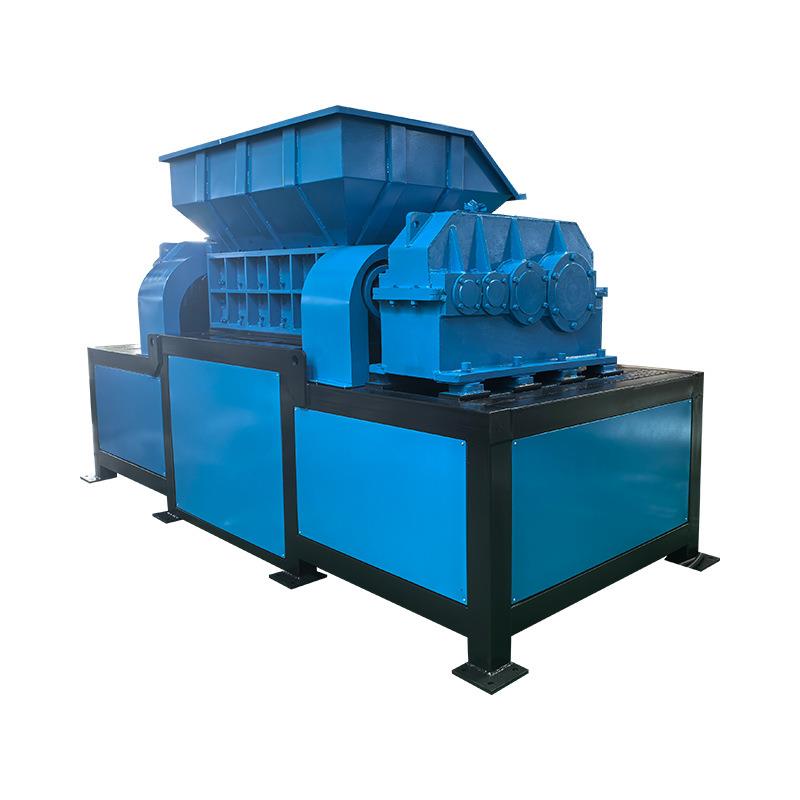 Large double-shaft shredder bicycle gas tank tire plastic powerful crusher straw crusher chassis