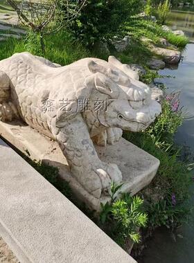 石雕吸水兽汉白玉彷古吸财兽青石蚣腹镇水兽吸金兽避水兽门墩摆件