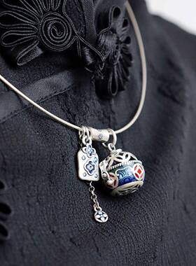 可打开镂空香囊球吊坠女复古中国风珐琅彩香薰项链项圈